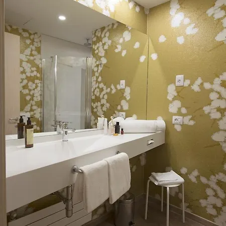 Ark Hotel 4*