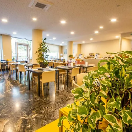 Ark Hotel
